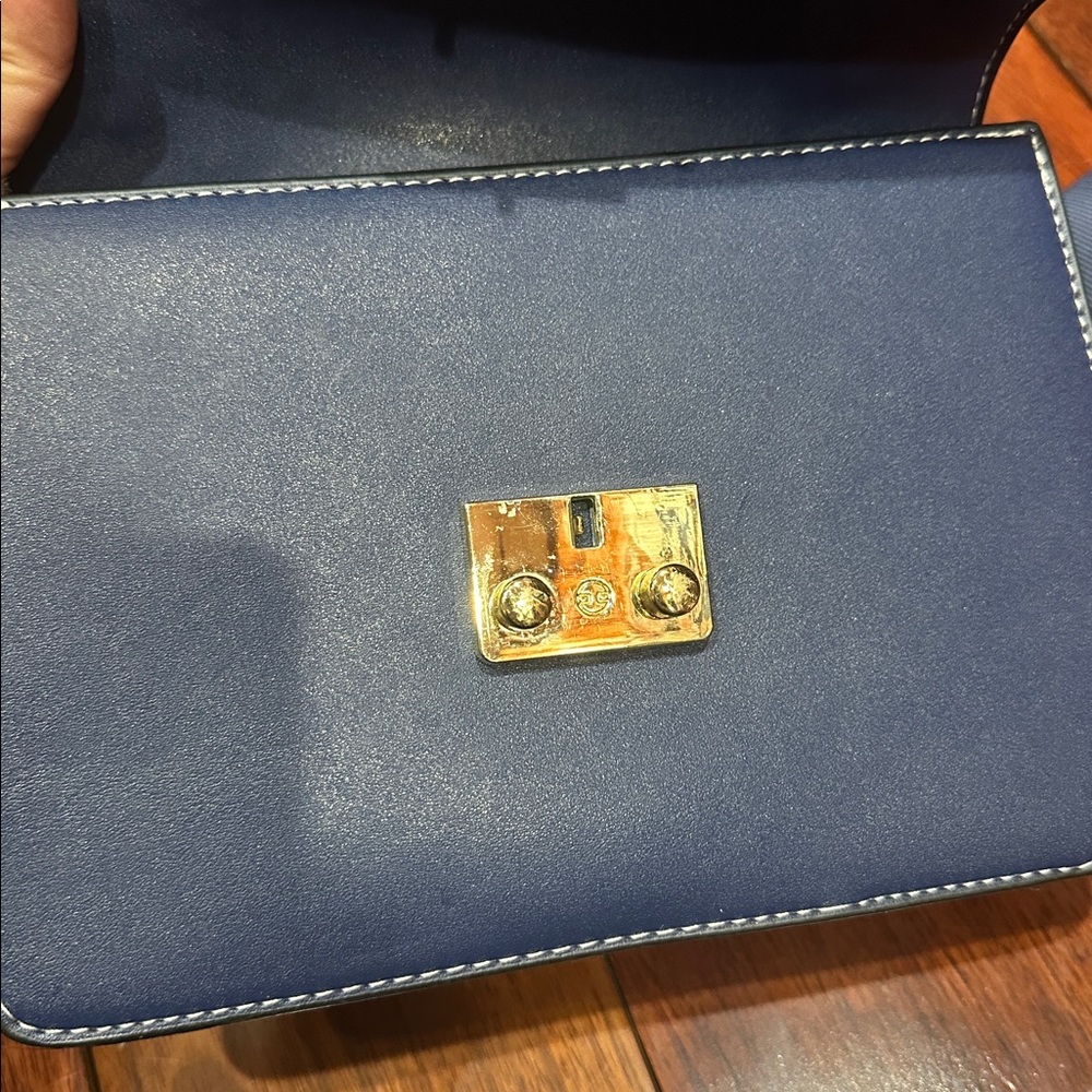 Beautiful handbag - Picture 4 of 11